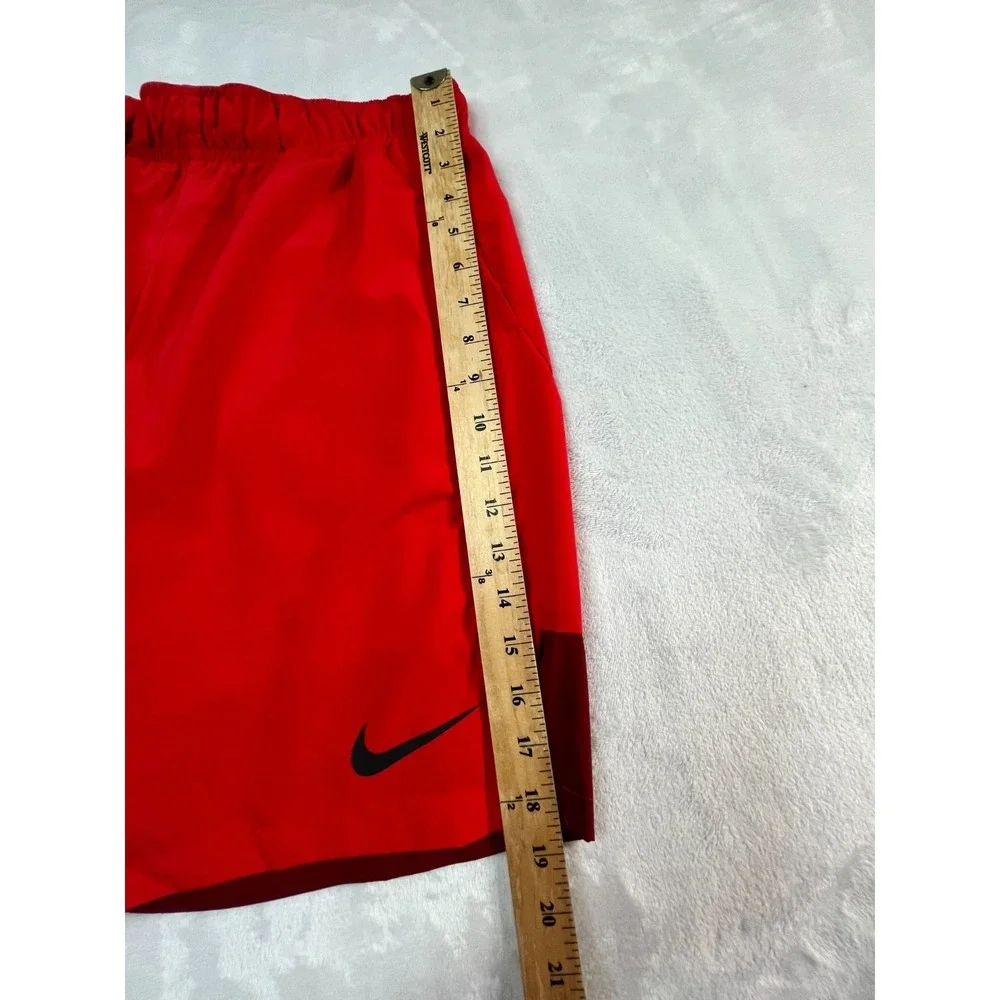 NWT NIKE Dr-FIT Totality Mens S Shorts Red‎  8